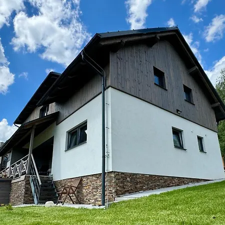 Na Kopci Apartment